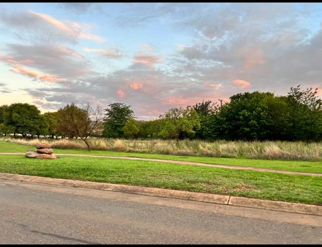 LAND FOR SALE IN XANADU
